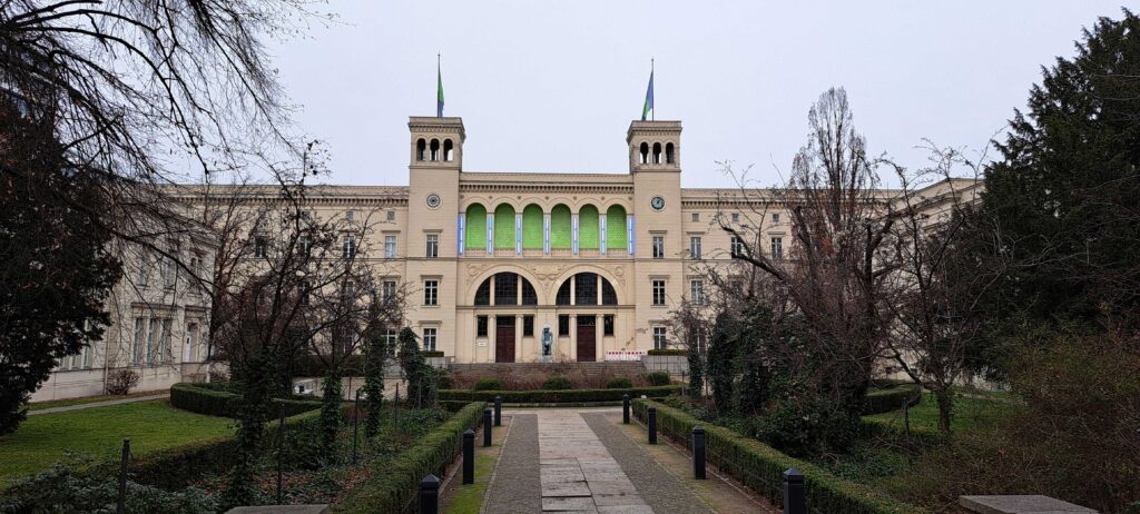 Hamburger Bahnhof Museum