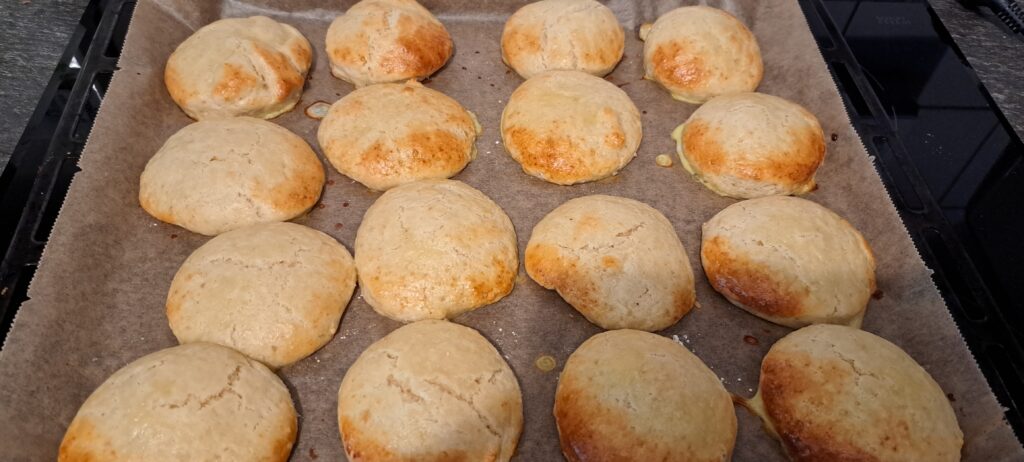 Scones auf Backblech