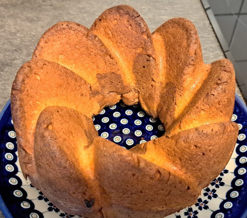 Marmorkuchen auf einem Teller