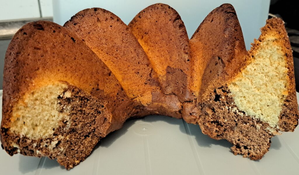 angeschnittener Marmorkuchen